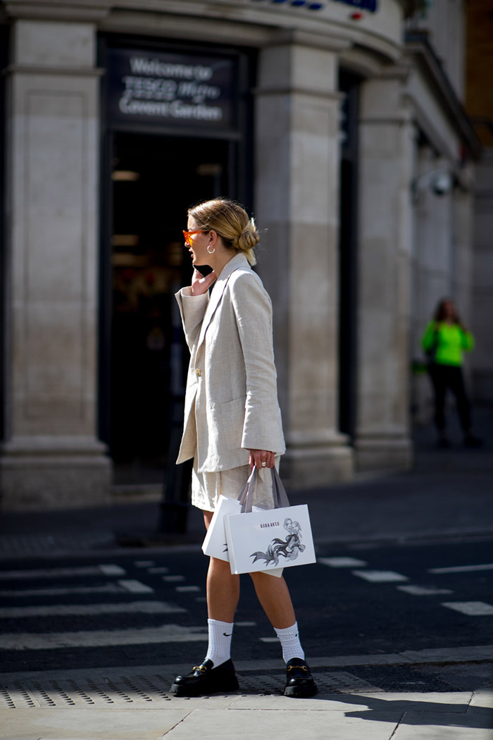 Spring 2021 London Fashion Week street style white socks